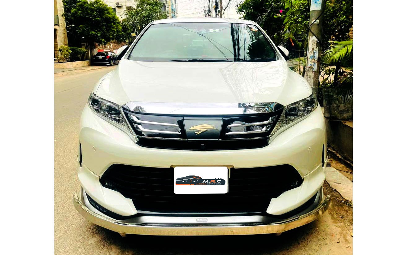 Toyota Harrier 2018 White