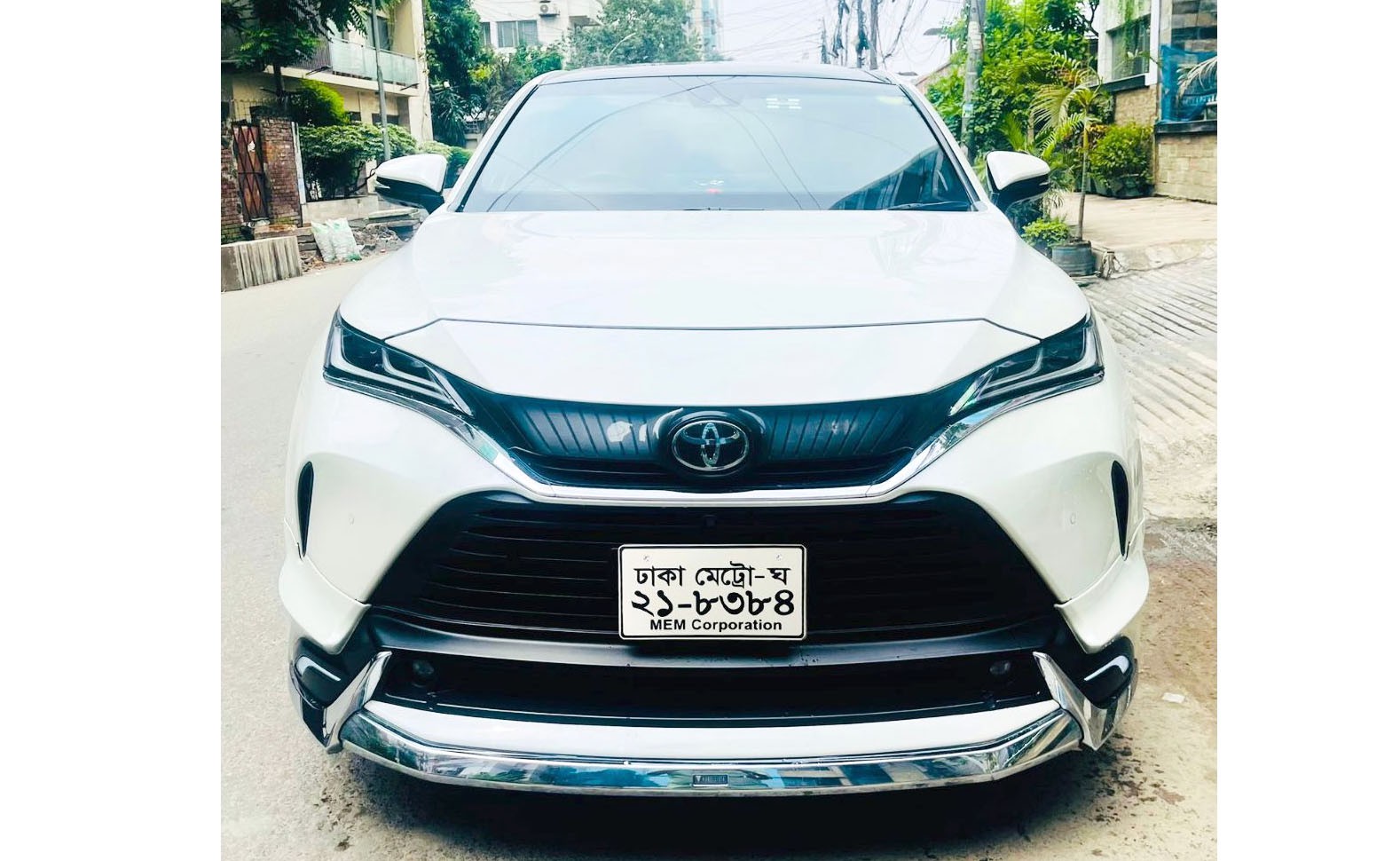 Toyota Harrier 2020 White